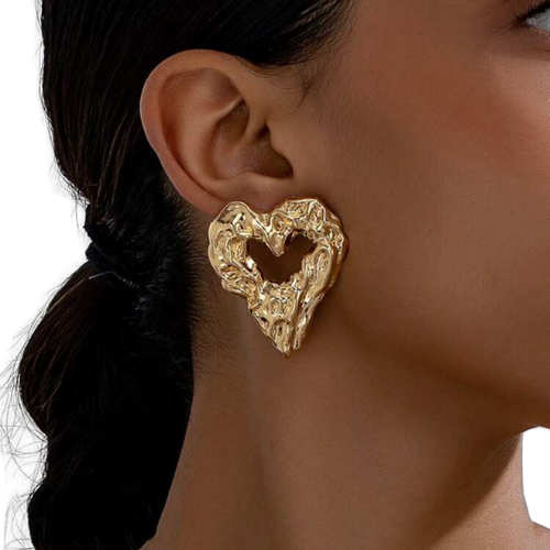 Demure (Gold)