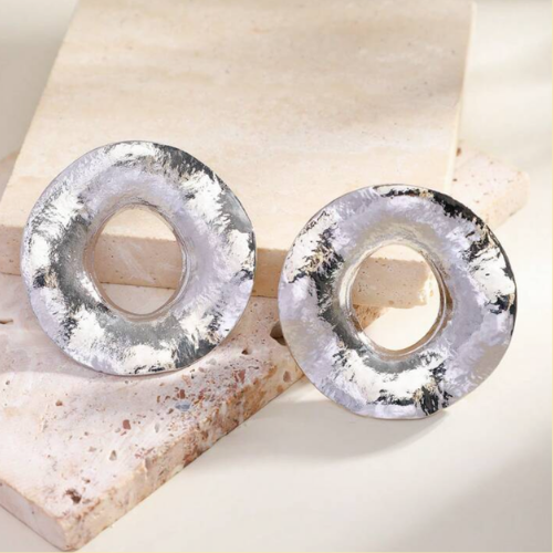 Irregular Shine