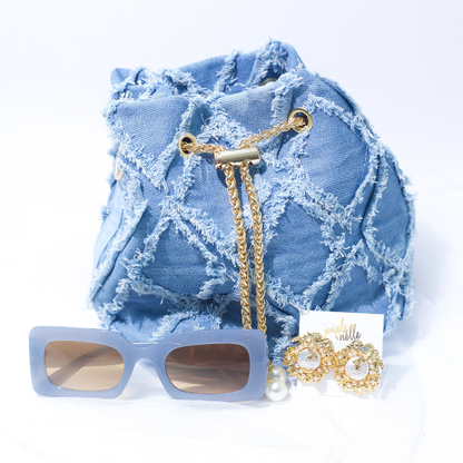 Levi (Blue)