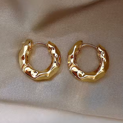 Sculpted Shine (Yellow Gold)
