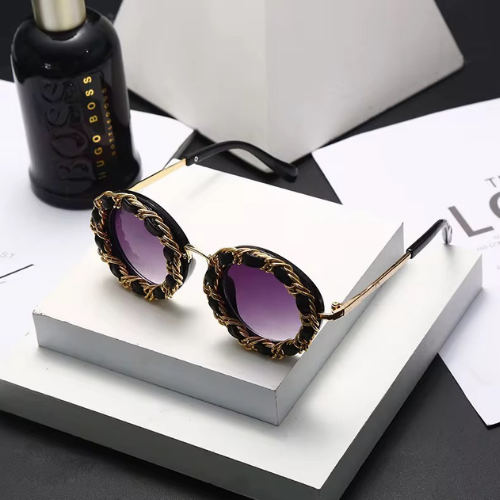 The Rich Auntie (Black Lens)