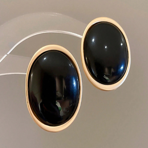 Coco (Black)