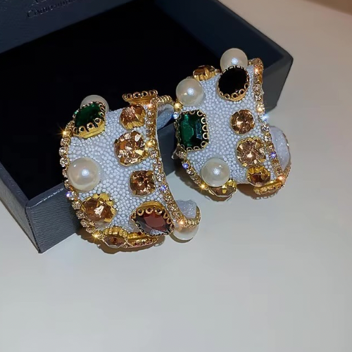 Cuff (White)