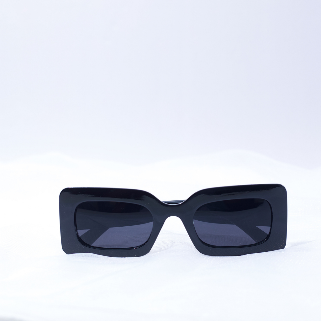 Sunnies (Black)